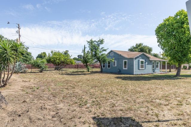4777 E Shields Avenue, Fresno, CA 93726
