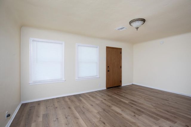 4777 E Shields Avenue, Fresno, CA 93726