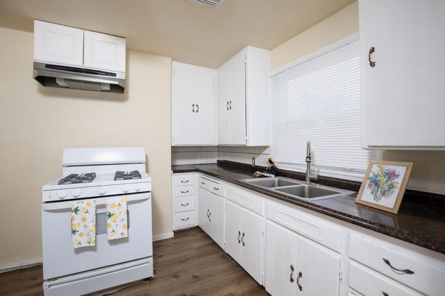 4777 E Shields Avenue, Fresno, CA 93726