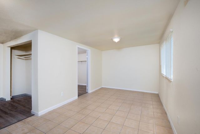4777 E Shields Avenue, Fresno, CA 93726