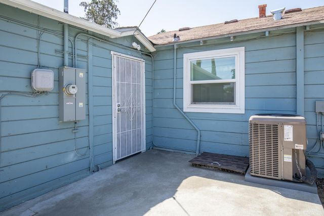 4777 E Shields Avenue, Fresno, CA 93726