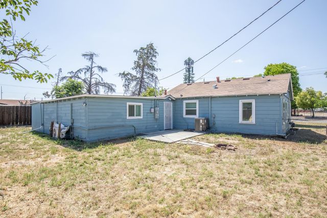 4777 E Shields Avenue, Fresno, CA 93726