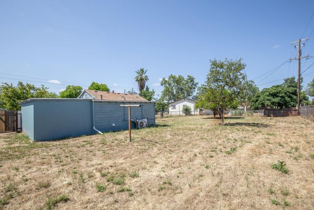 4777 E Shields Avenue, Fresno, CA 93726