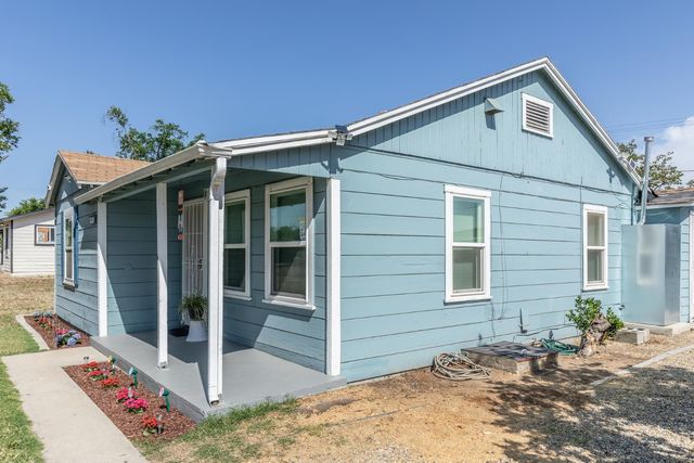 4777 E Shields Avenue, Fresno, CA 93726