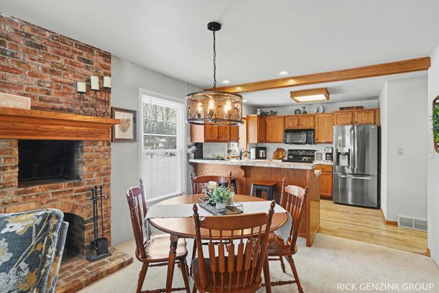 101 E 33rd Street, Holland City, MI 49423