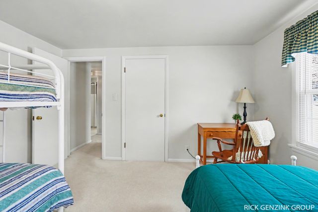 101 E 33rd Street, Holland City, MI 49423