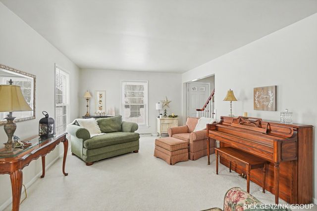 101 E 33rd Street, Holland City, MI 49423