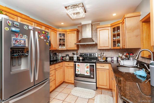 49 Meadow Road, Montrose, NY 10548