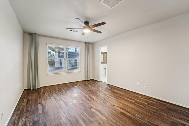 281 Mesa View, Conroe, TX 77316