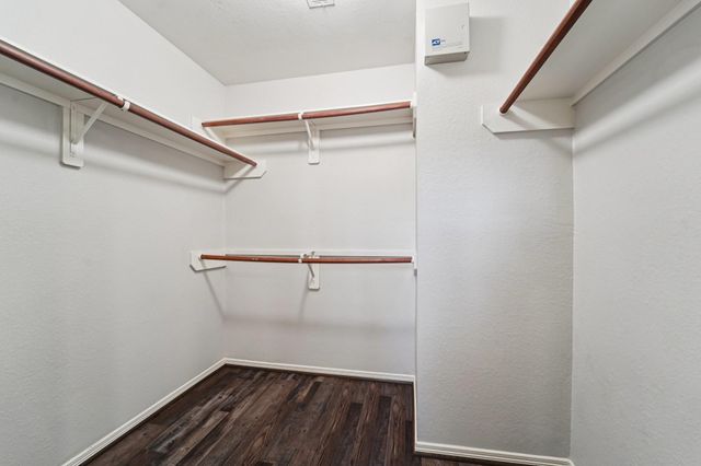 281 Mesa View, Conroe, TX 77316