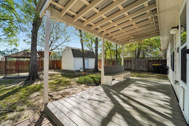 281 Mesa View, Conroe, TX 77316