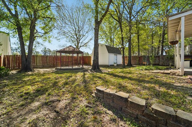 281 Mesa View, Conroe, TX 77316