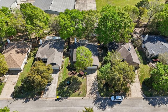 281 Mesa View, Conroe, TX 77316