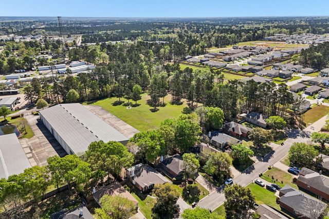 281 Mesa View, Conroe, TX 77316