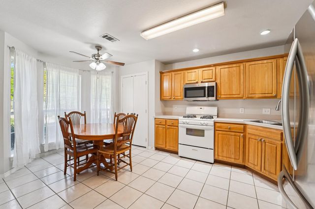 281 Mesa View, Conroe, TX 77316