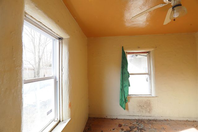 3056 Shaw Street, Burton, MI 48529