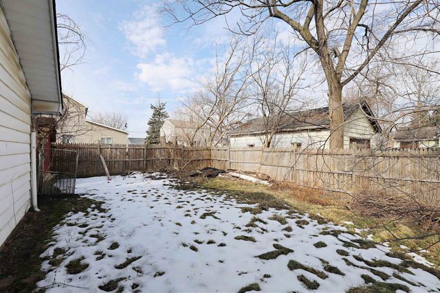 3056 Shaw Street, Burton, MI 48529