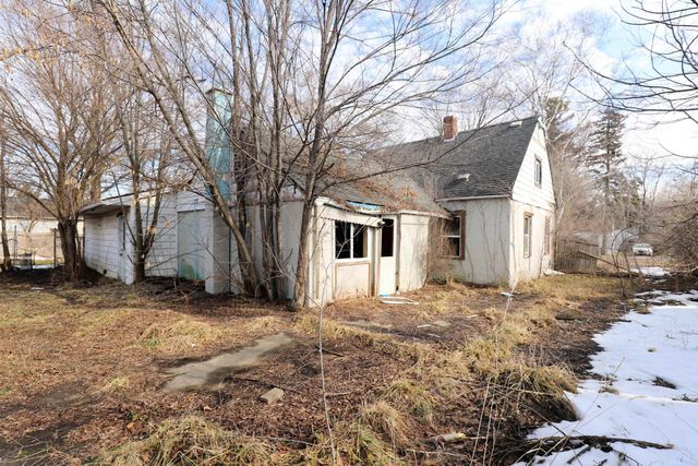 3056 Shaw Street, Burton, MI 48529