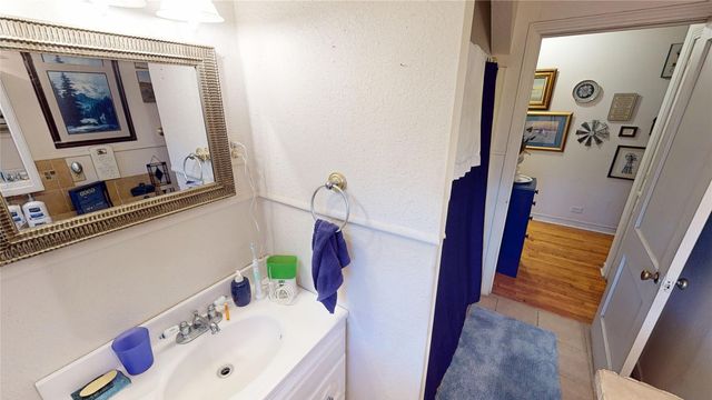 2209 10th Street, Brownwood, TX 76801
