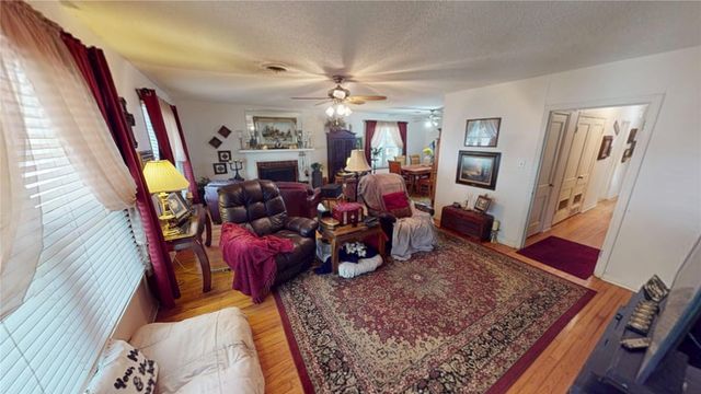 2209 10th Street, Brownwood, TX 76801