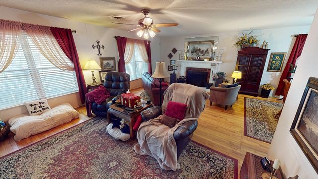 2209 10th Street, Brownwood, TX 76801