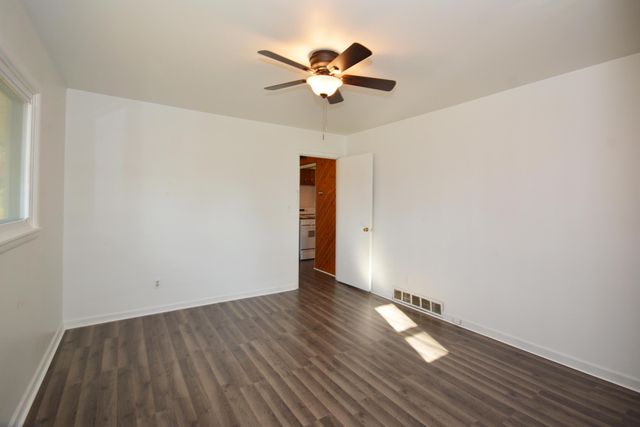 11 Fullerton, Galesburg City, MI 49053