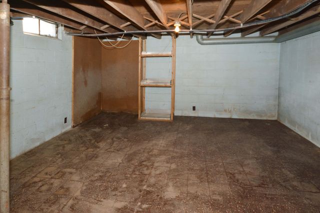 11 Fullerton, Galesburg City, MI 49053