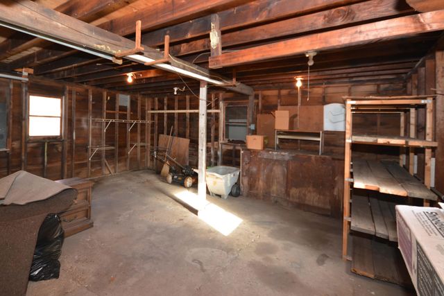 11 Fullerton, Galesburg City, MI 49053