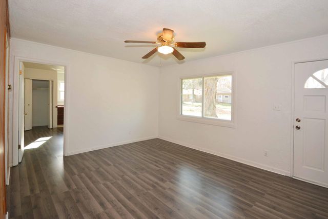 11 Fullerton, Galesburg City, MI 49053