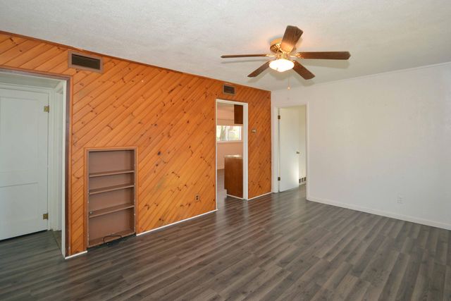 11 Fullerton, Galesburg City, MI 49053