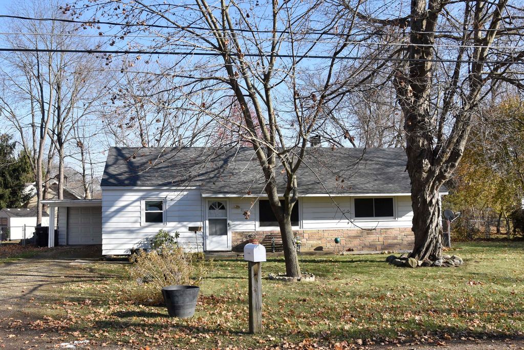 11 Fullerton, Galesburg City, MI 49053