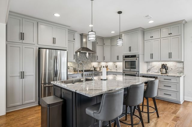 2064 Roberts Rd, Watertown, TN 37184