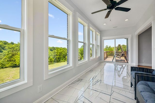 2064 Roberts Rd, Watertown, TN 37184