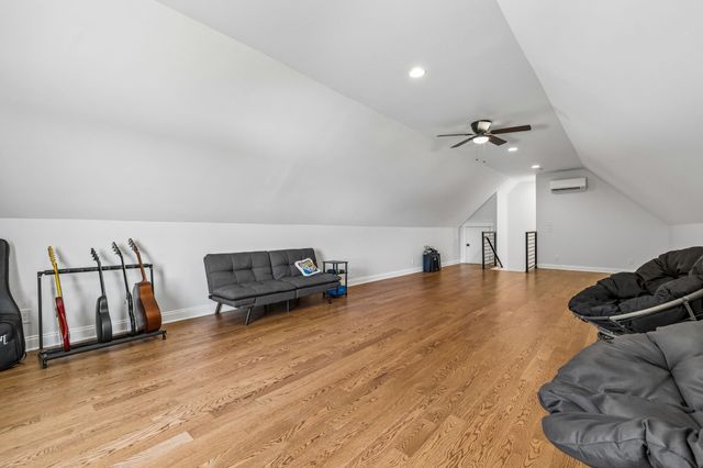 2064 Roberts Rd, Watertown, TN 37184