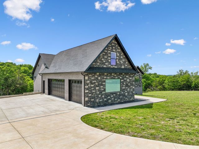 2064 Roberts Rd, Watertown, TN 37184