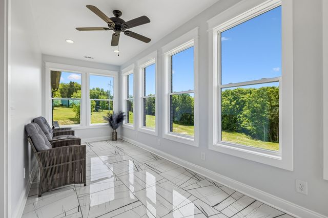 2064 Roberts Rd, Watertown, TN 37184