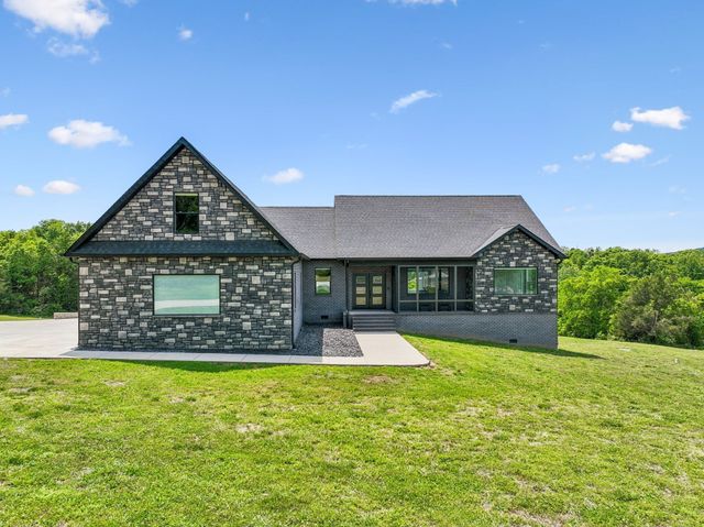 2064 Roberts Rd, Watertown, TN 37184
