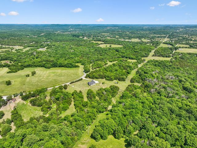 2064 Roberts Rd, Watertown, TN 37184