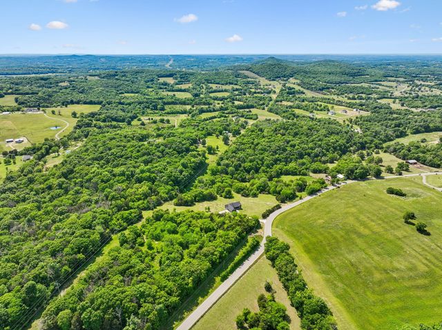 2064 Roberts Rd, Watertown, TN 37184