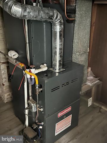 817 51ST ST NE, Washington, DC 20019