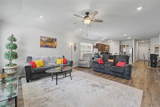 3618 S 3rd Street, Rogers, AR 72758