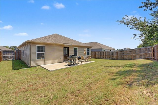 3618 S 3rd Street, Rogers, AR 72758