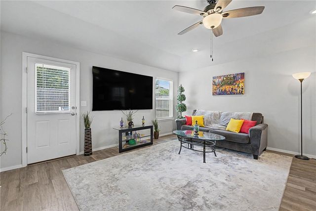 3618 S 3rd Street, Rogers, AR 72758