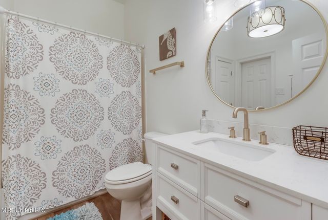 699 Dunbar Avenue, 303, Bay Saint Louis, MS 39520