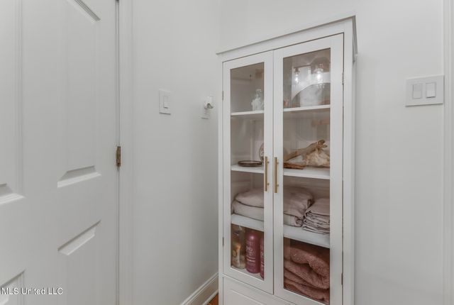 699 Dunbar Avenue, 303, Bay Saint Louis, MS 39520