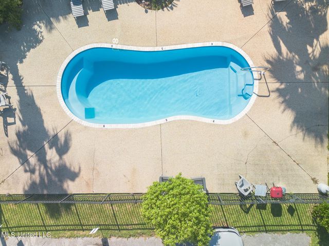 699 Dunbar Avenue, 303, Bay Saint Louis, MS 39520