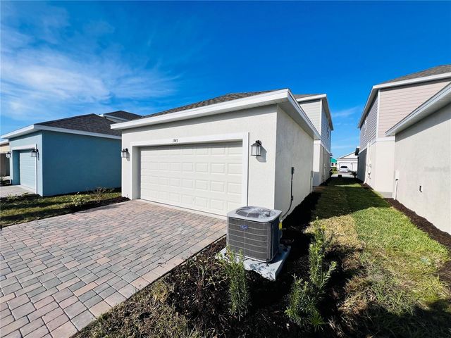 1943 FLOURISH AVENUE, Kissimmee, FL 34744