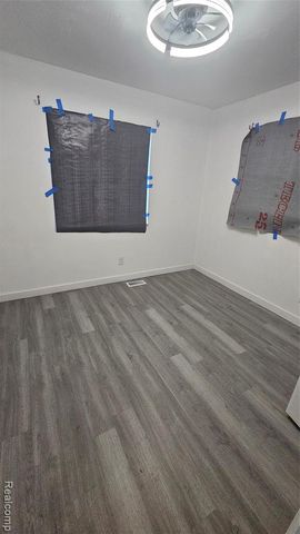 2106 Janice Drive, Flint, MI 48504