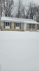 2106 Janice Drive, Flint, MI 48504