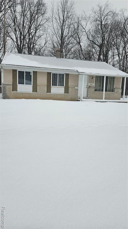 2106 Janice Drive, Flint, MI 48504